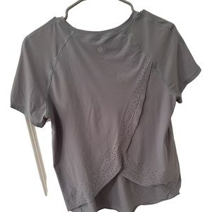 Lulu Lemon Short Sleeve Top - 8